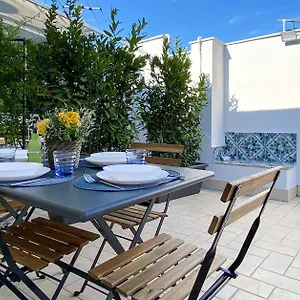 https://terrazza-manuela-apartments-quartieri-spagnoli.hotels-amalfi.com